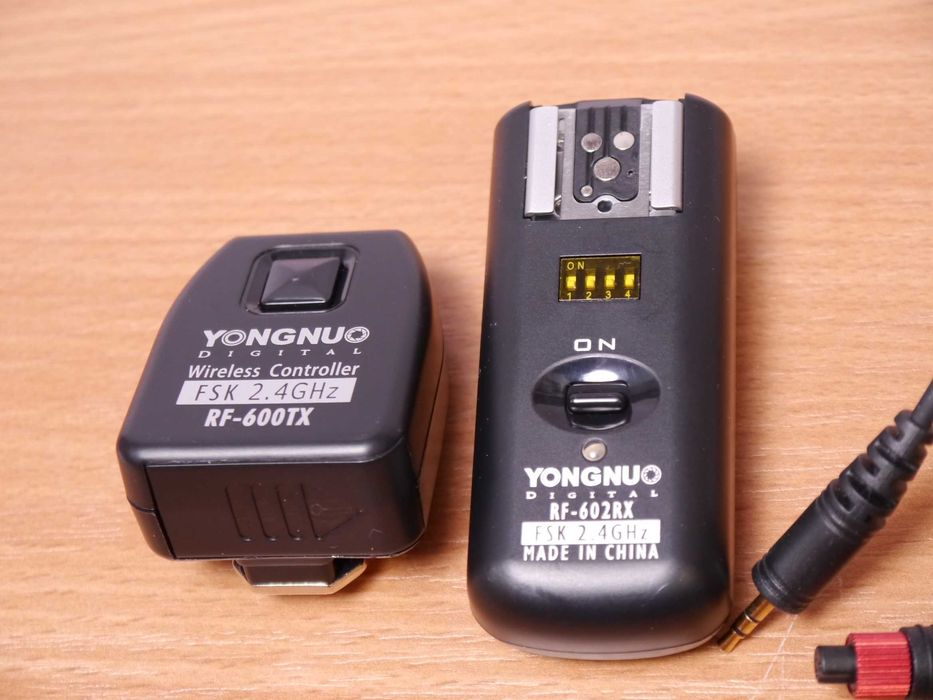 Yongnuo wyzwalacz do lamp, nadajnik RF-600TX, odbiornik RF-602RX