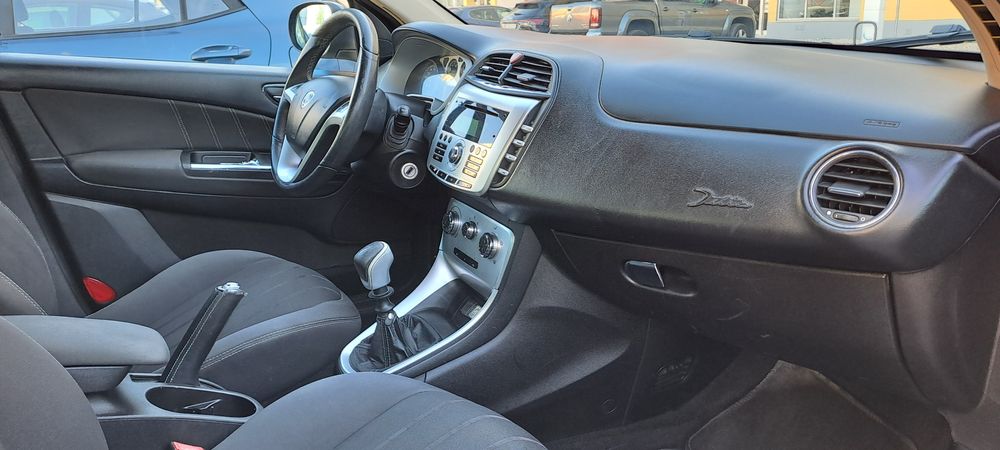 Lancia Delta 1.4 T-jet