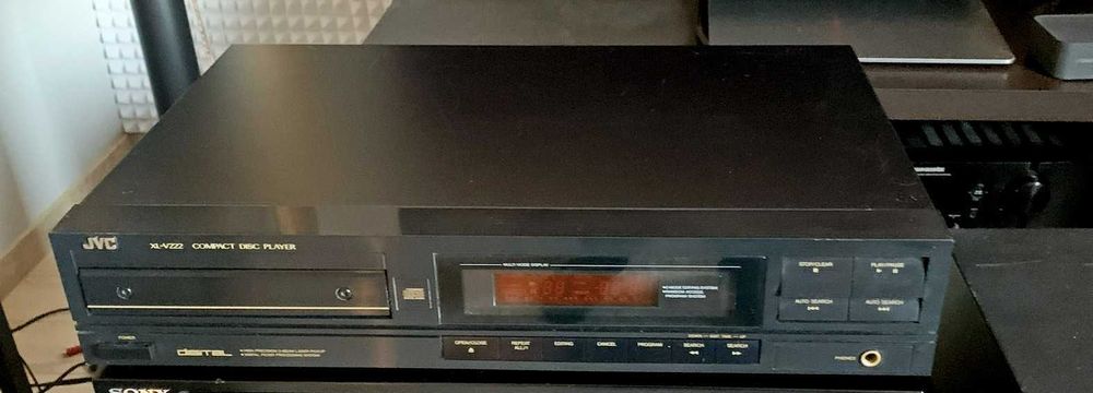 Odtwarzacz CD JVC XL-V222 ładny stan
