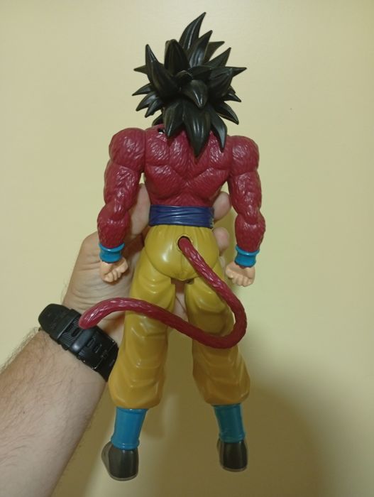 Batman/Superman/SS4 GOKU e mais Cada Brinquedo 6,50€