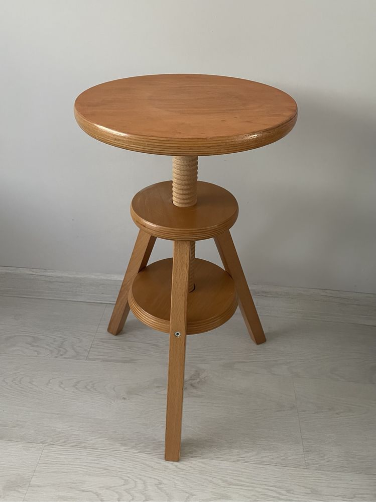 Drewniany,kręcony stołek/taboret
