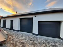 Brama segmentowa 60mm FAKRO ELITE 5000x2250 Antracyt (RAL7016)