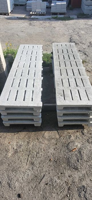 Щільова  бетонна підлога ( щелевой пол) для свинарників 2,0 м