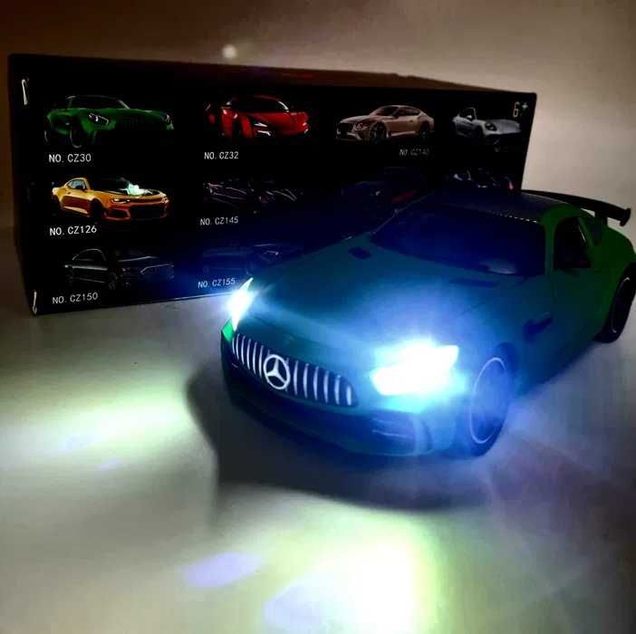 Zielony Mercedes światło otwierane drzwi _ nowa zabawka