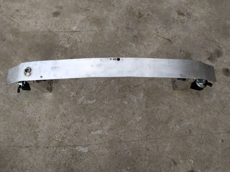 NOWA Mercedes A klasa a 177 Belka przód strefy.