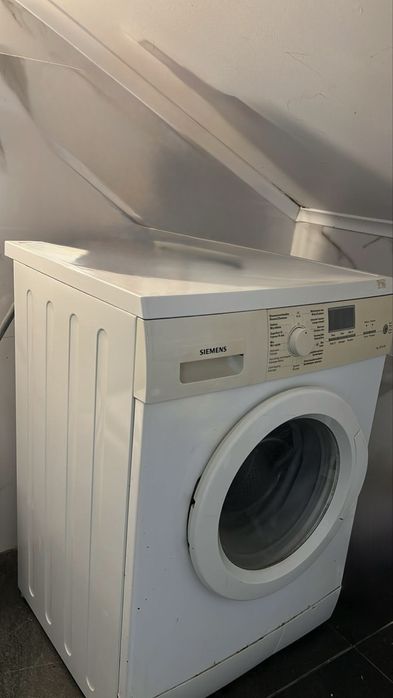 Maquina de lavar roupa