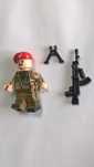 Figurka żołnierza brytyjskiego 4 strony nadruk WW2 komp. z Cobi, Lego