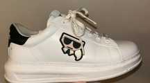Karl Lagerfeld//40