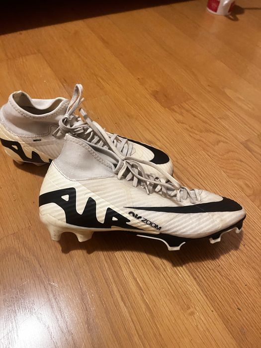 Chuteira nike mercurial academy tamanho 40