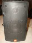 Vendo uma Coluna JBL