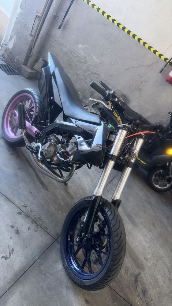 Vendo ou troco 50cc