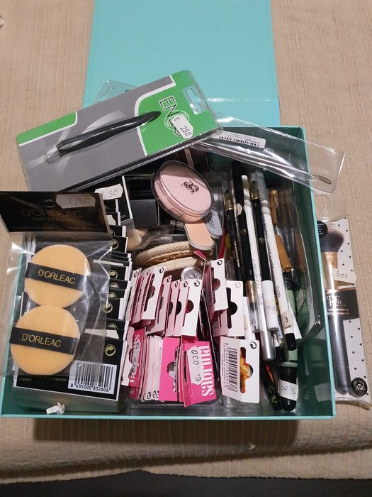 Últimos Perfumes de loja que fechou.