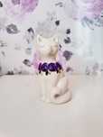 Porcelanowy kot z fioletowymi różami, Rosa Ljung,Sweden design,figurka
