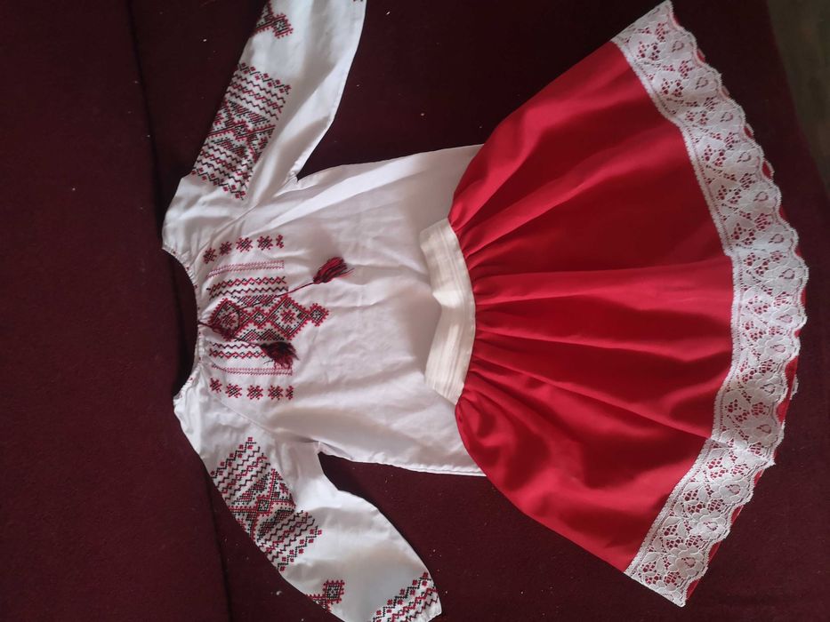 Продам дитячу вишиванку