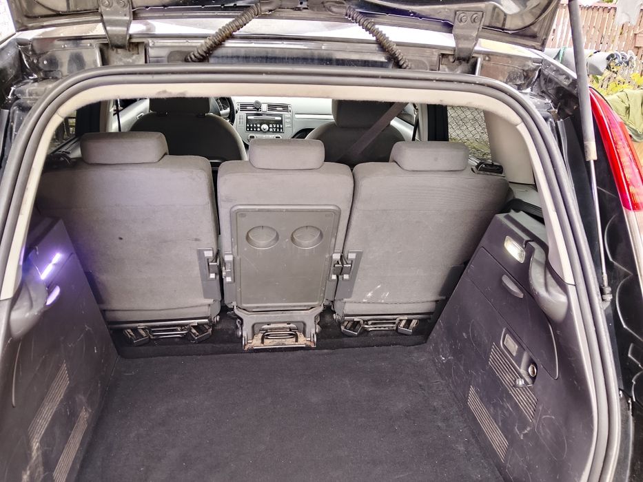 Форд фокус Ц Макс