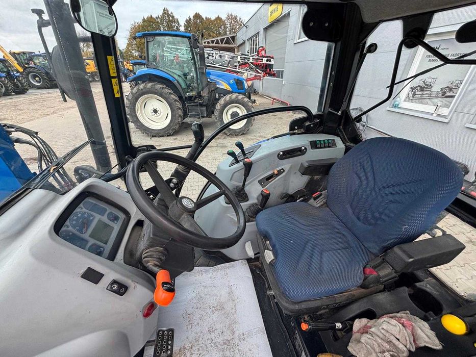 New Holland T4.75S
