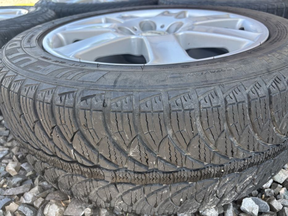 Felgi z oponami zimowymi 205/55R16