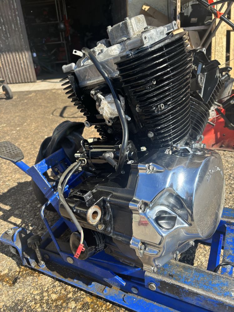Motor honda Black Widow vt 750