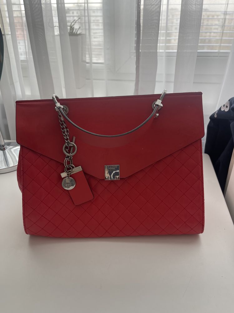 Сумка Guess