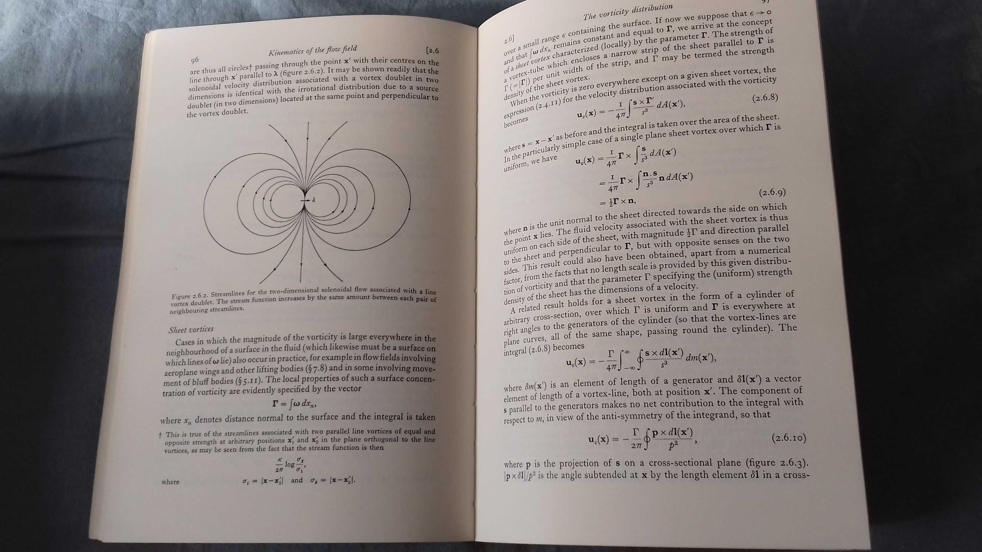 An Introduction to Fluid Dynamics - G. K. BATCHELOR