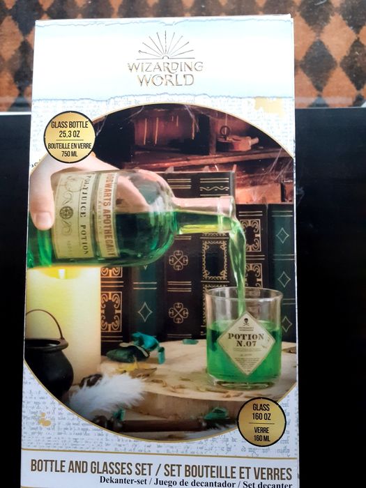 Komplet karafka i 2 szklaneczki + sowa Hedwiga - Harry Potter