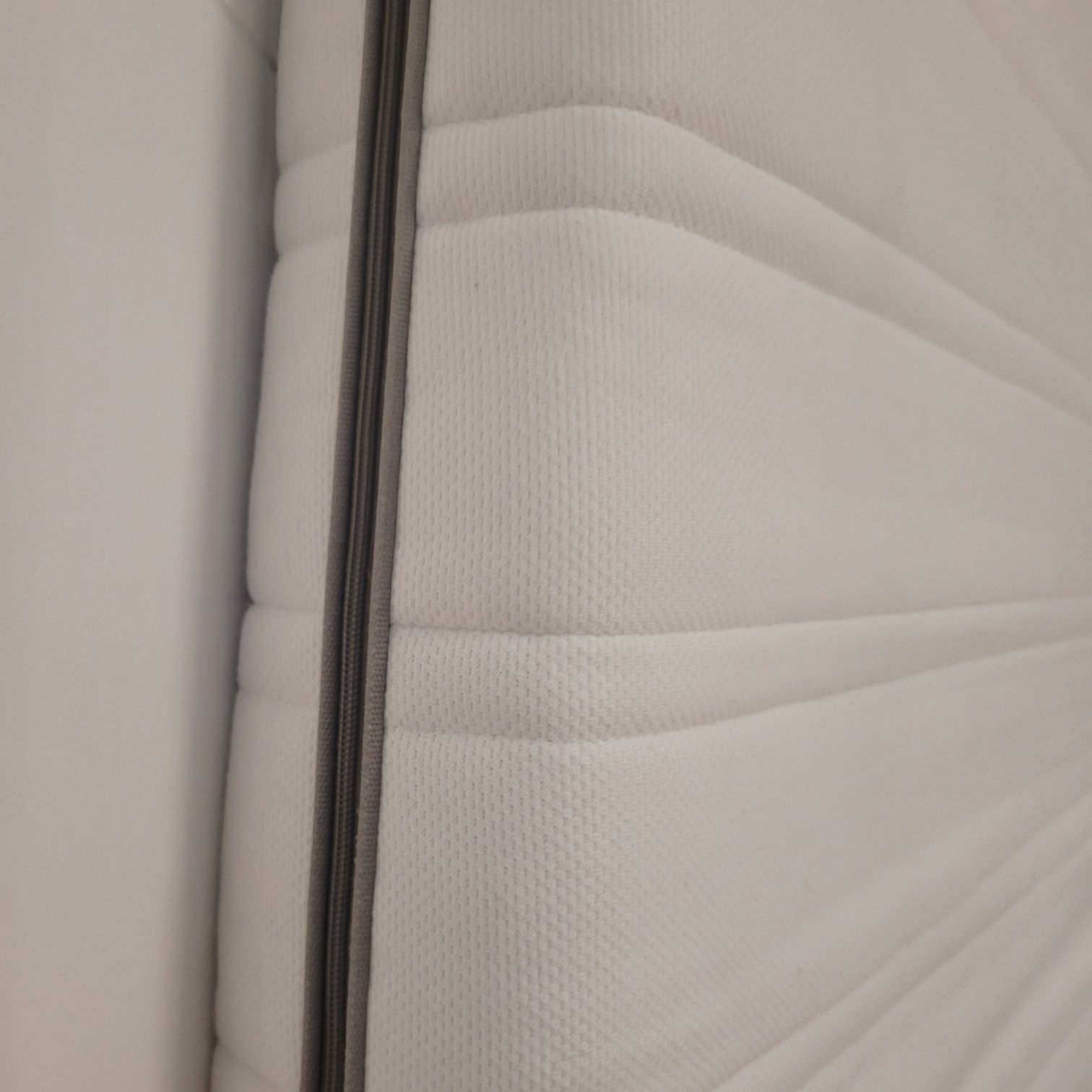 Ikea Malvik materac piankowy 200 x 90 cm stan bardzo dobry