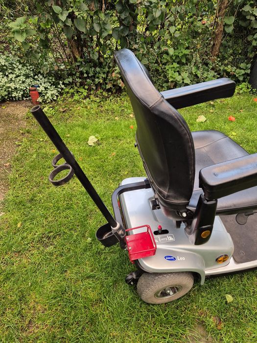 Wózek inwalidzki elektryczny INVACARE LEO