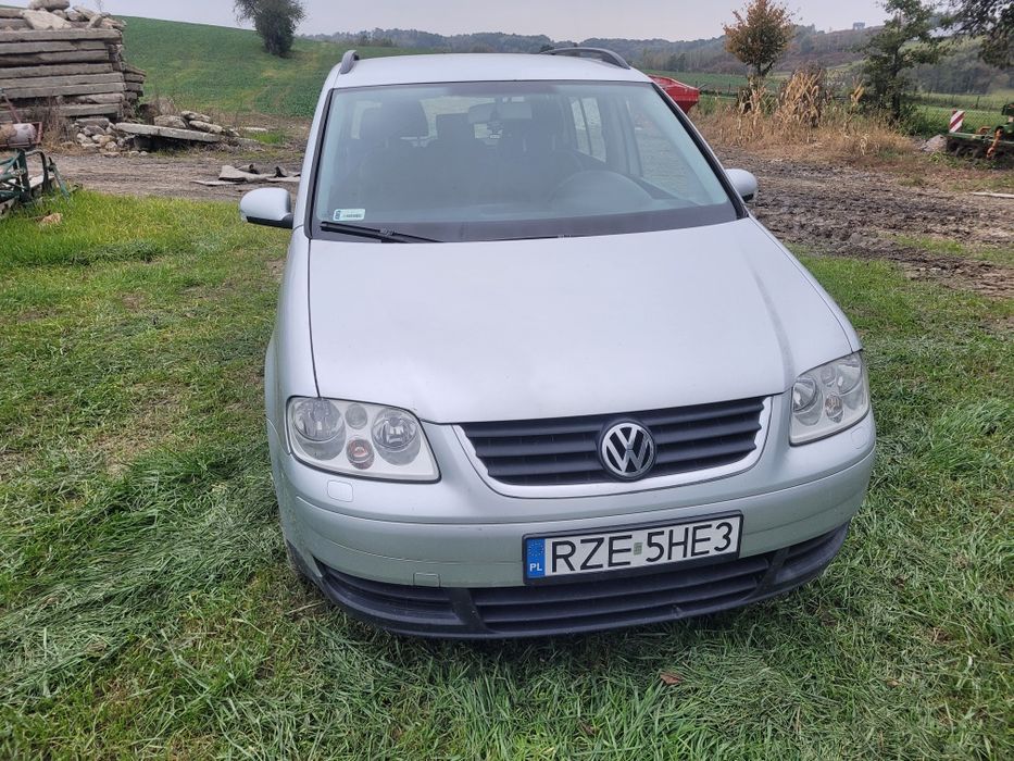 Turan 1.9 tdi* hak*webasto*