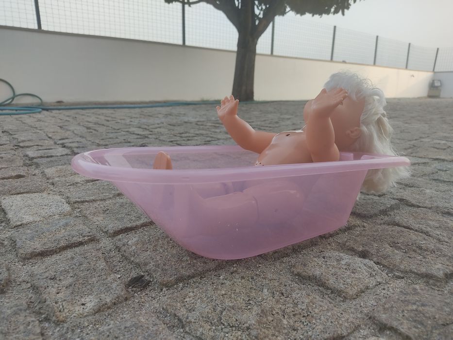 Banheira de brincar para bonecas- Boneca NÃO incluída