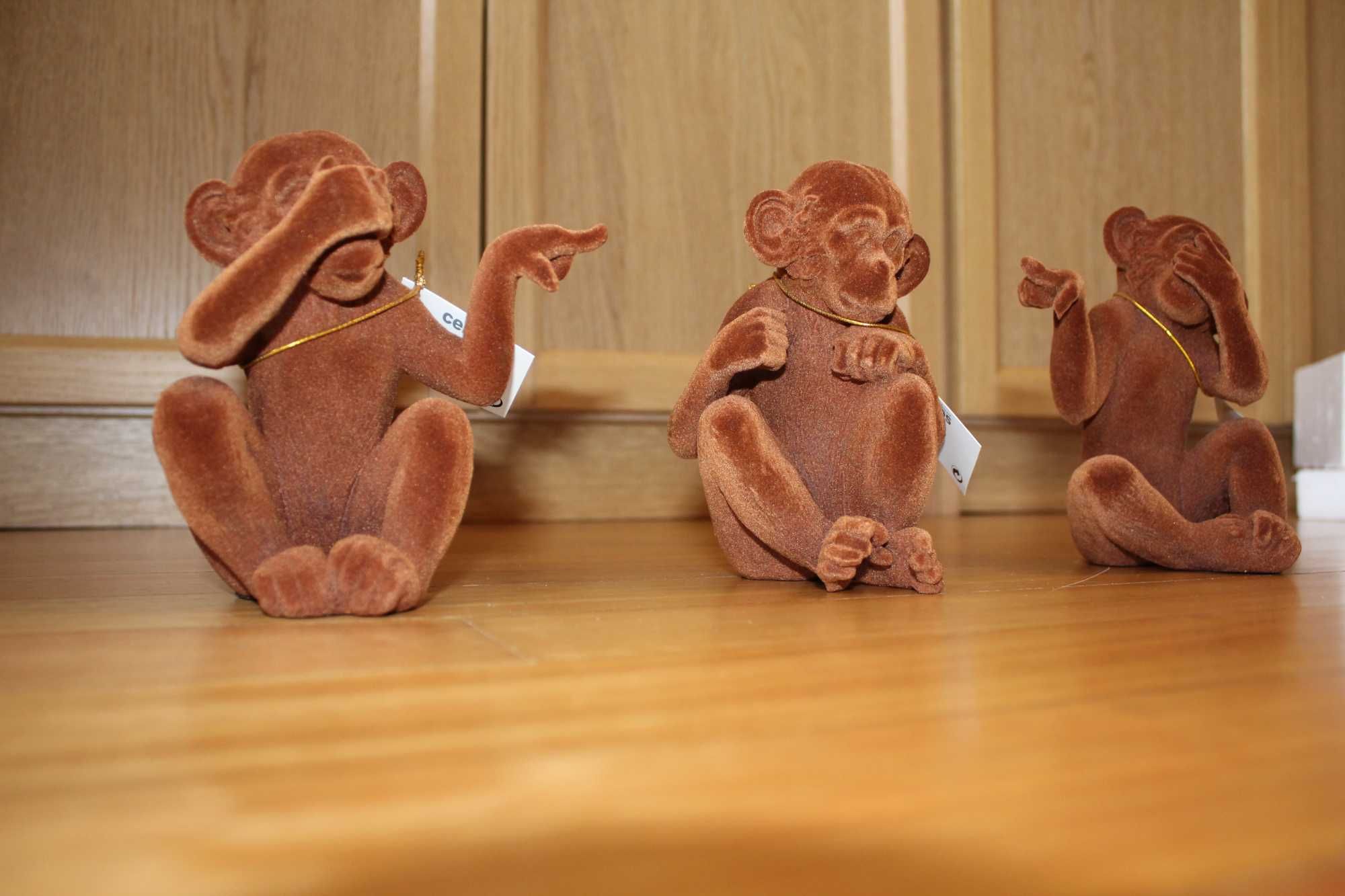 Macacos decoração NOVOS de veludo.