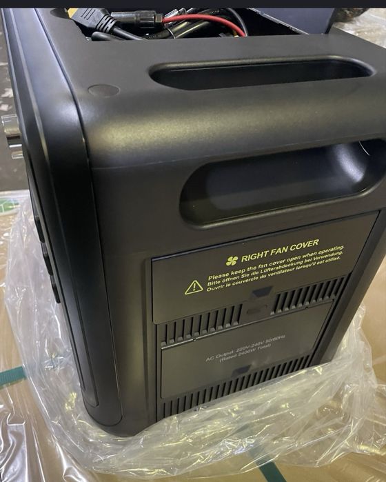 Зарядна станція Fossibot F2400, зарядна станція