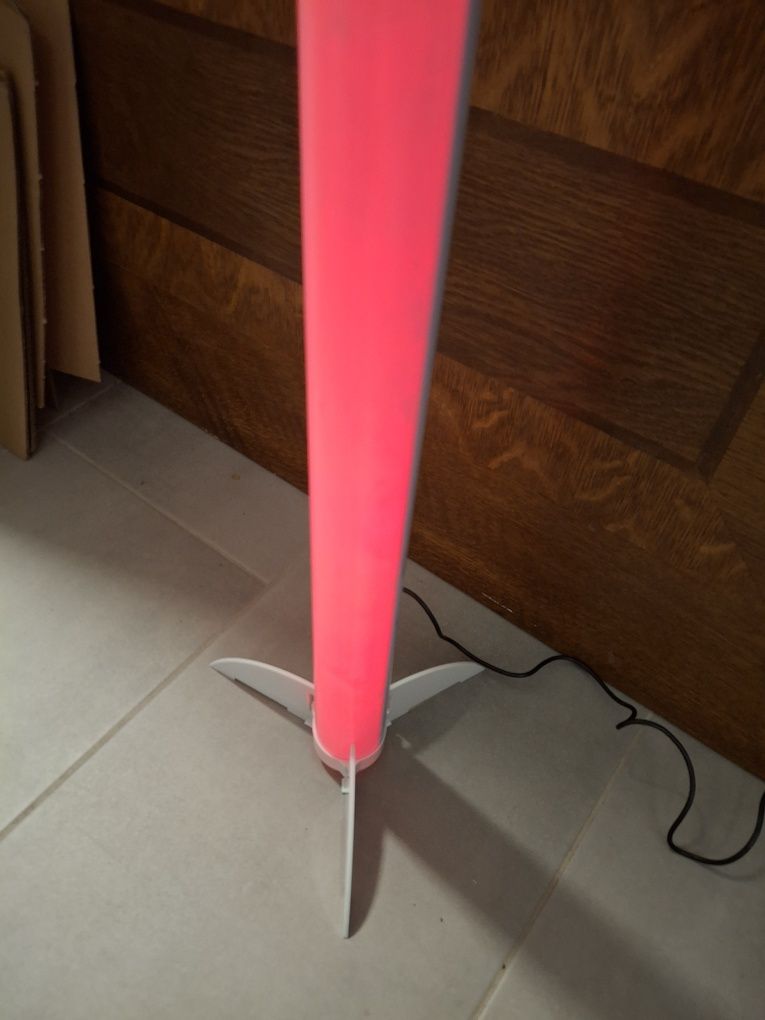 Tuba Led kolorowa, stojąca