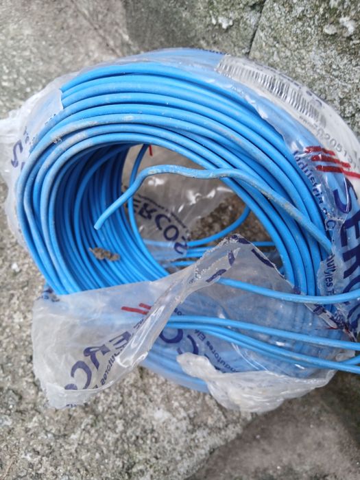 Fio eléctrico cerca 150 mts