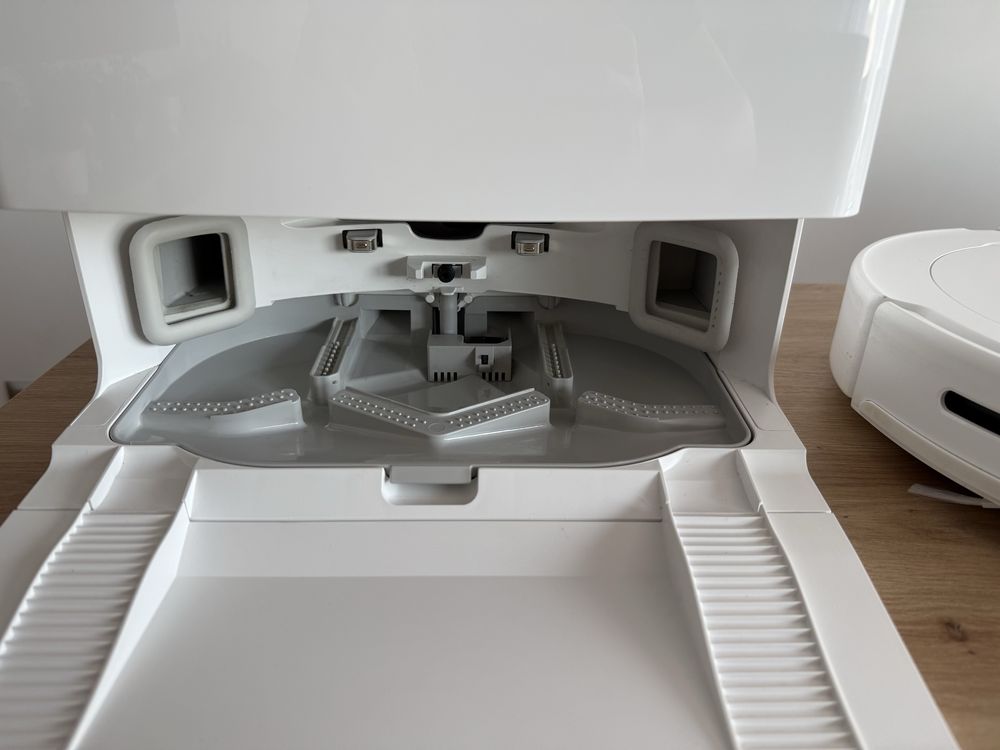 Roborock Qrevo jak NOWY robot sprzatajacy stacja