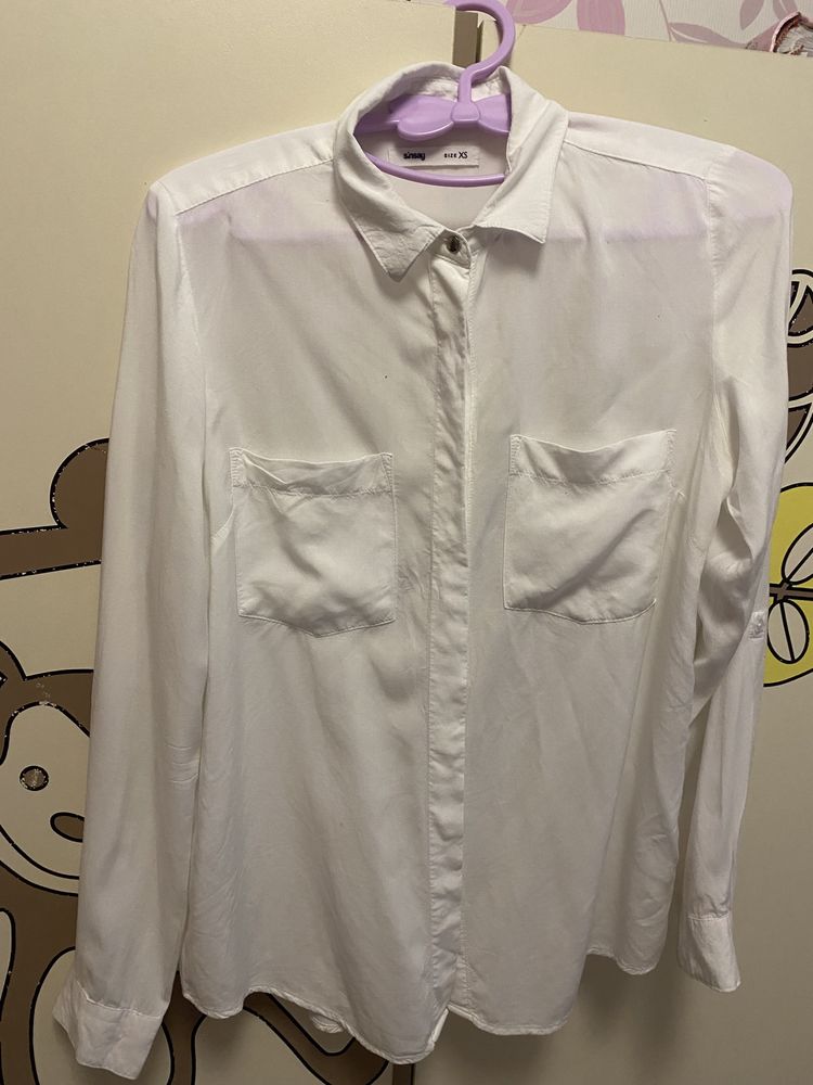 Біла блузка-сорочка Sinsay