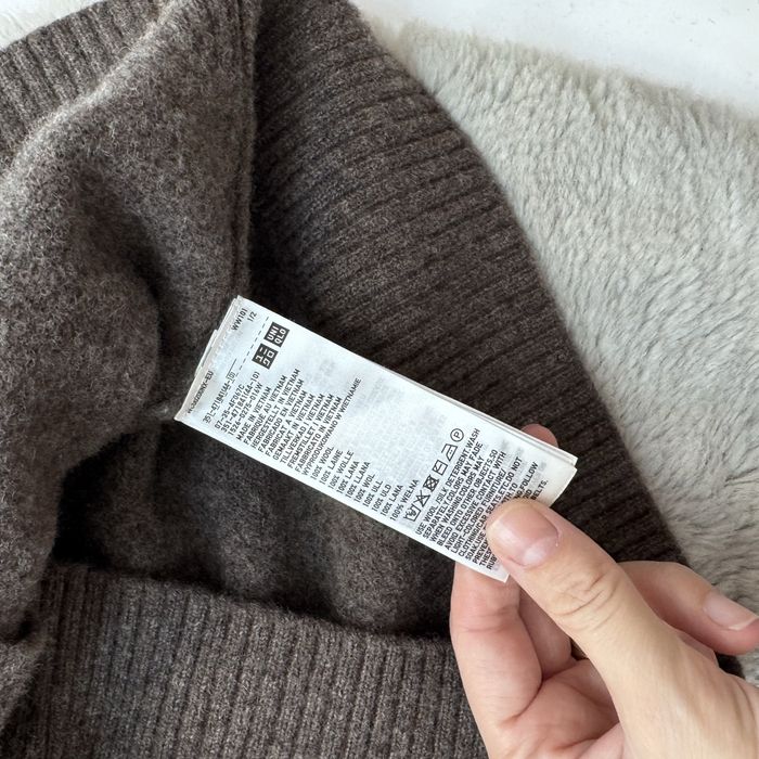 Светр светер uniqlo вовна шерсть чоловічий м-л