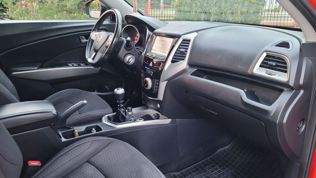 HIT!SSANGYONG Tivoli 1.6 z GAZEM!Piękny na zewnątrz!Jak NOWY Środek!