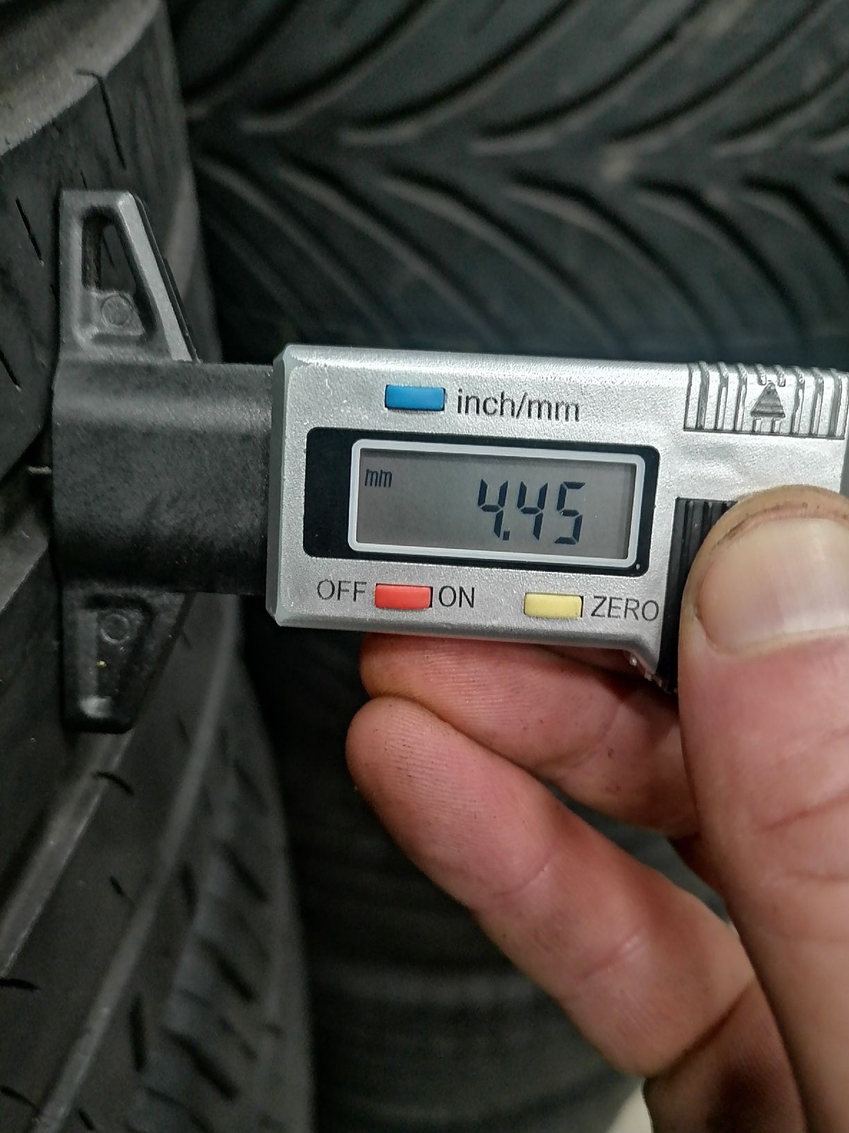 Літні Шини БВ 225/45 R17 BARUM Bravuris 3 HM Склад