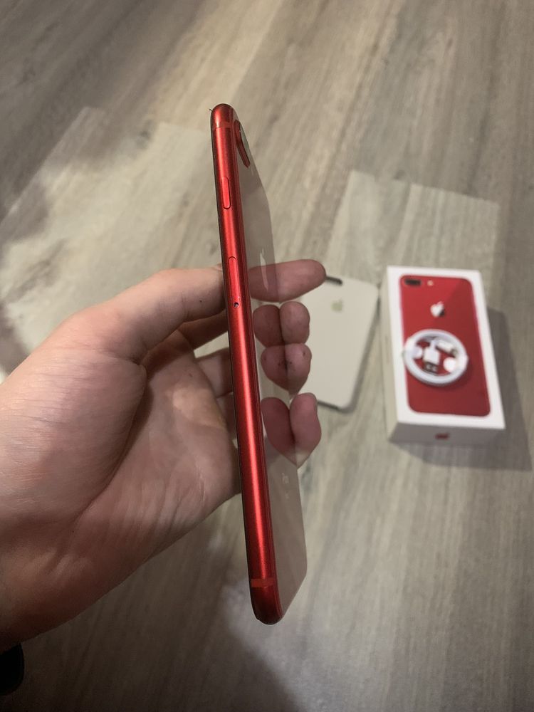 Iphone 8 plus 256GB с нюансом