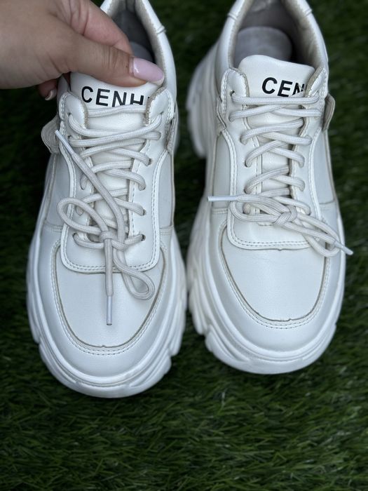 Кроссовки на высокой платформе как Buffalo