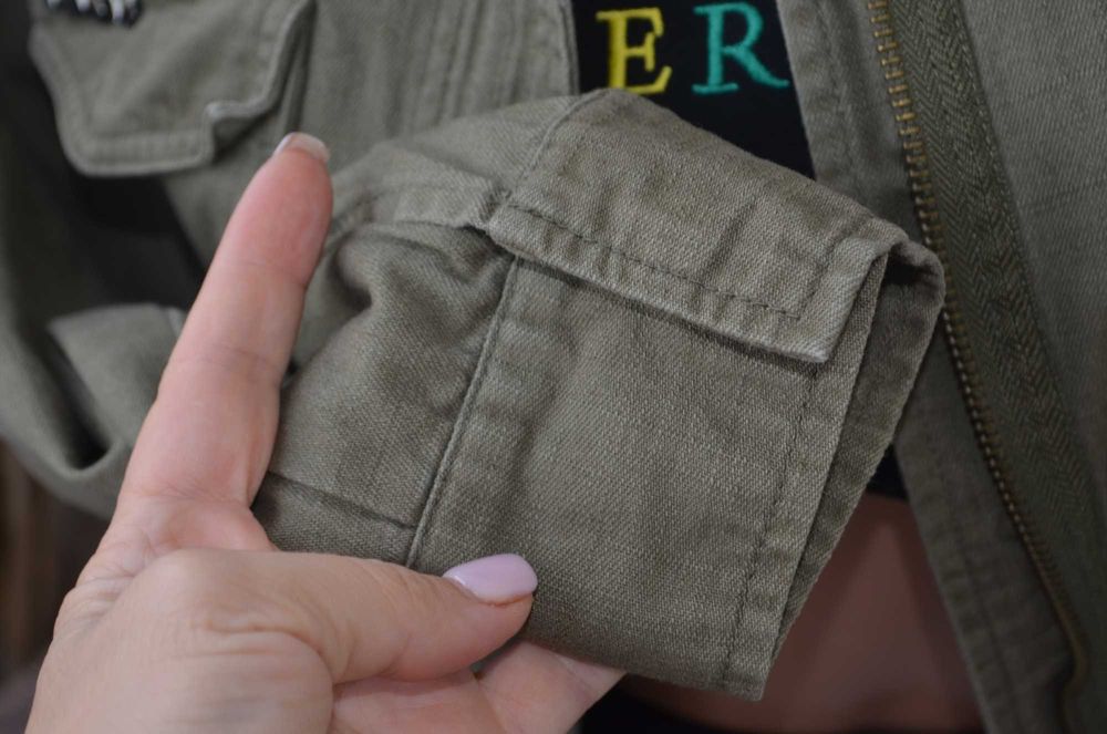 XS-S жіночий джинсовий піджак рубашка Promod з патчами нашивками