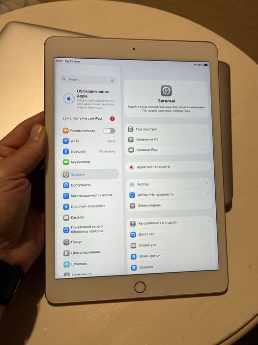 Apple iPad 8 покоління 32Gb модель А2270