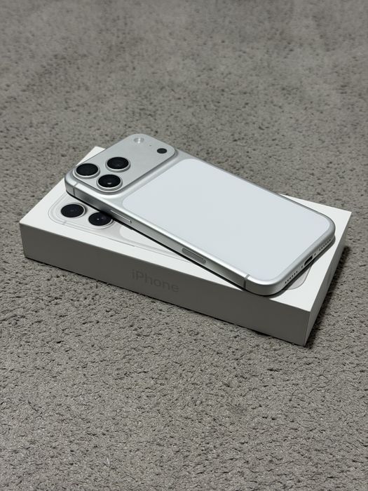 Iphone 17 Pro Max 256gb Silver