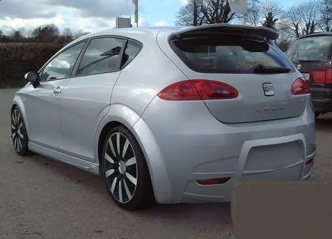 SEAT LEON MK2 ZDERZAK TYLNY PODKŁAD