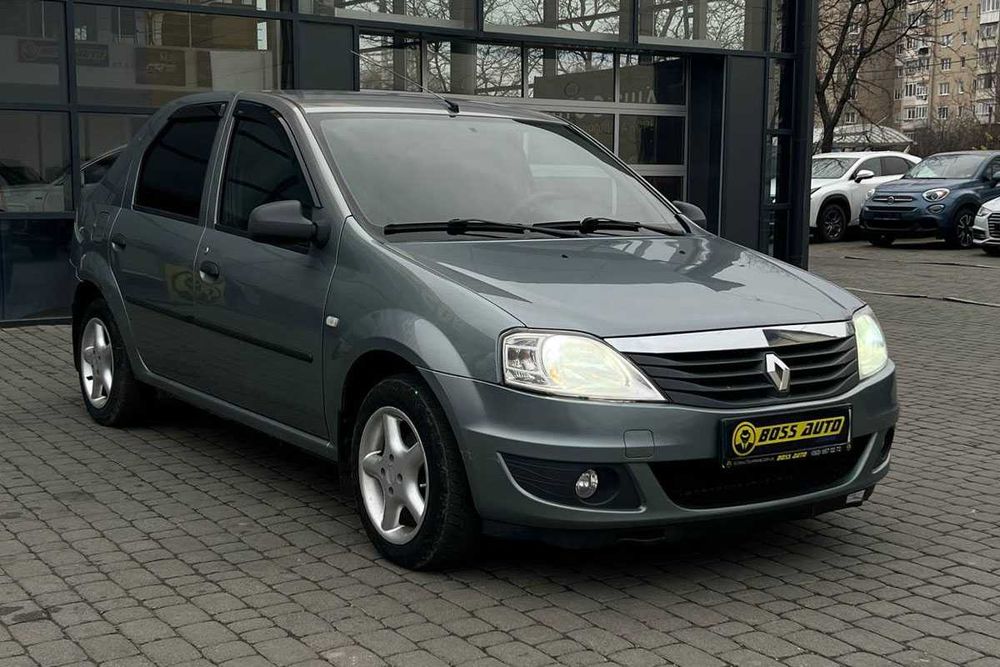Renault Logan 2011