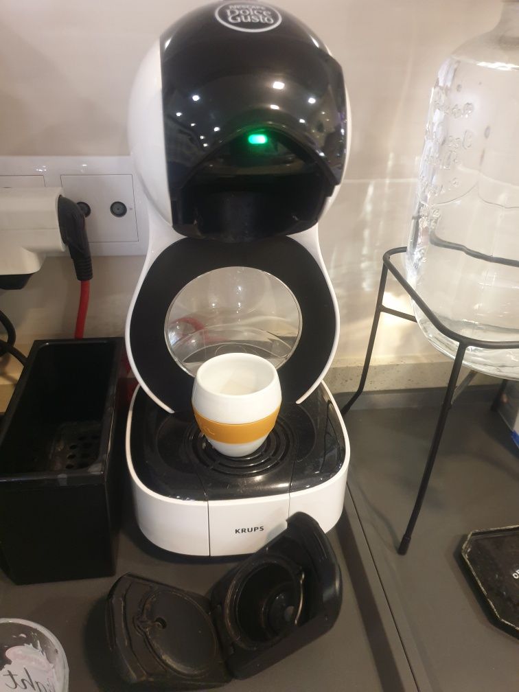 Maquina Dolce Gusto Lumia