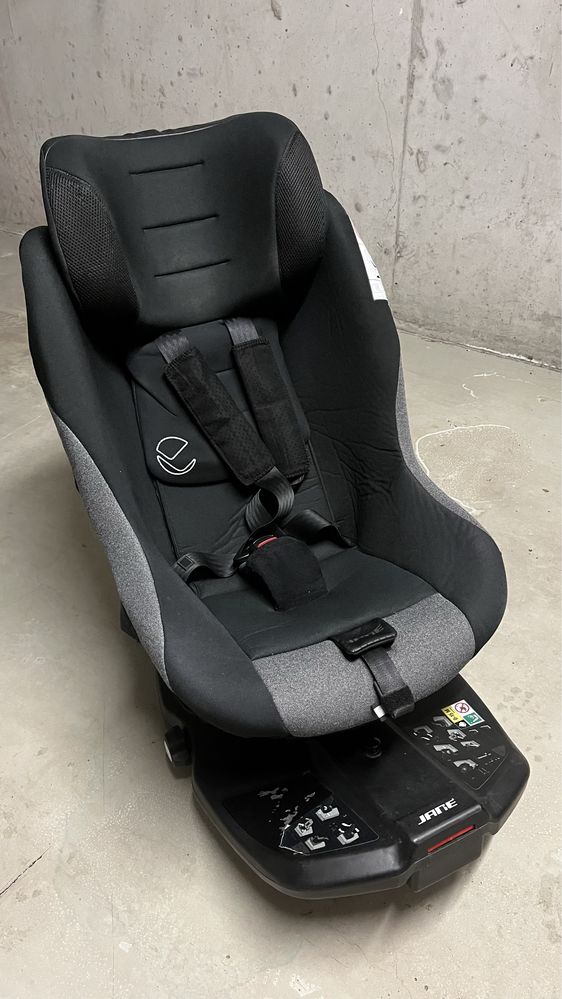 Fotelik dziecięcy Jane Ikonic ISOFIX RWF ADAC