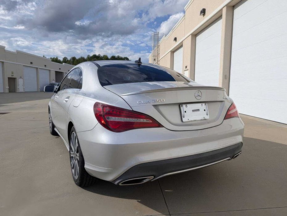 Mercedes-Benz CLA 250 4MATIC      2019