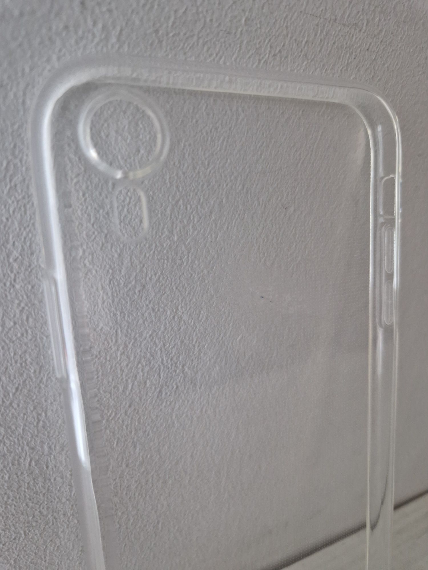 Etui Back Case 2 mm Perfect do IPHONE XR (6,1") PRZEZROCZYSTY