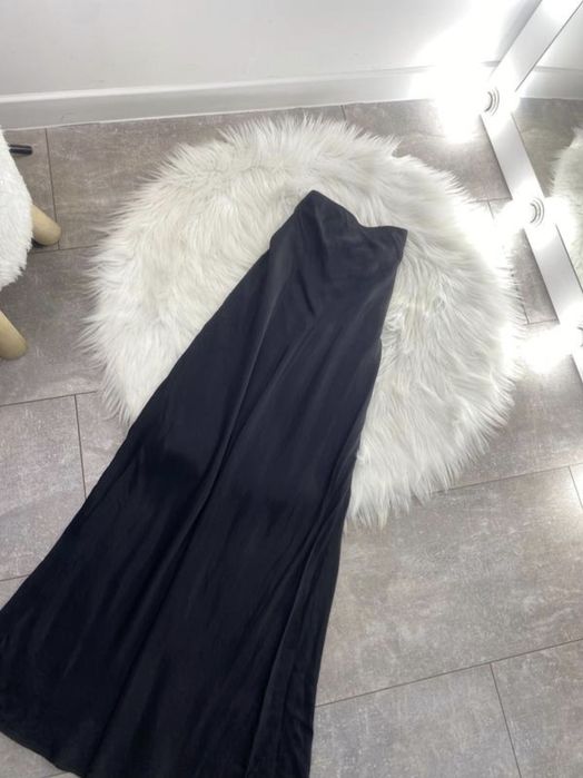 Гарна спідниця від H&M